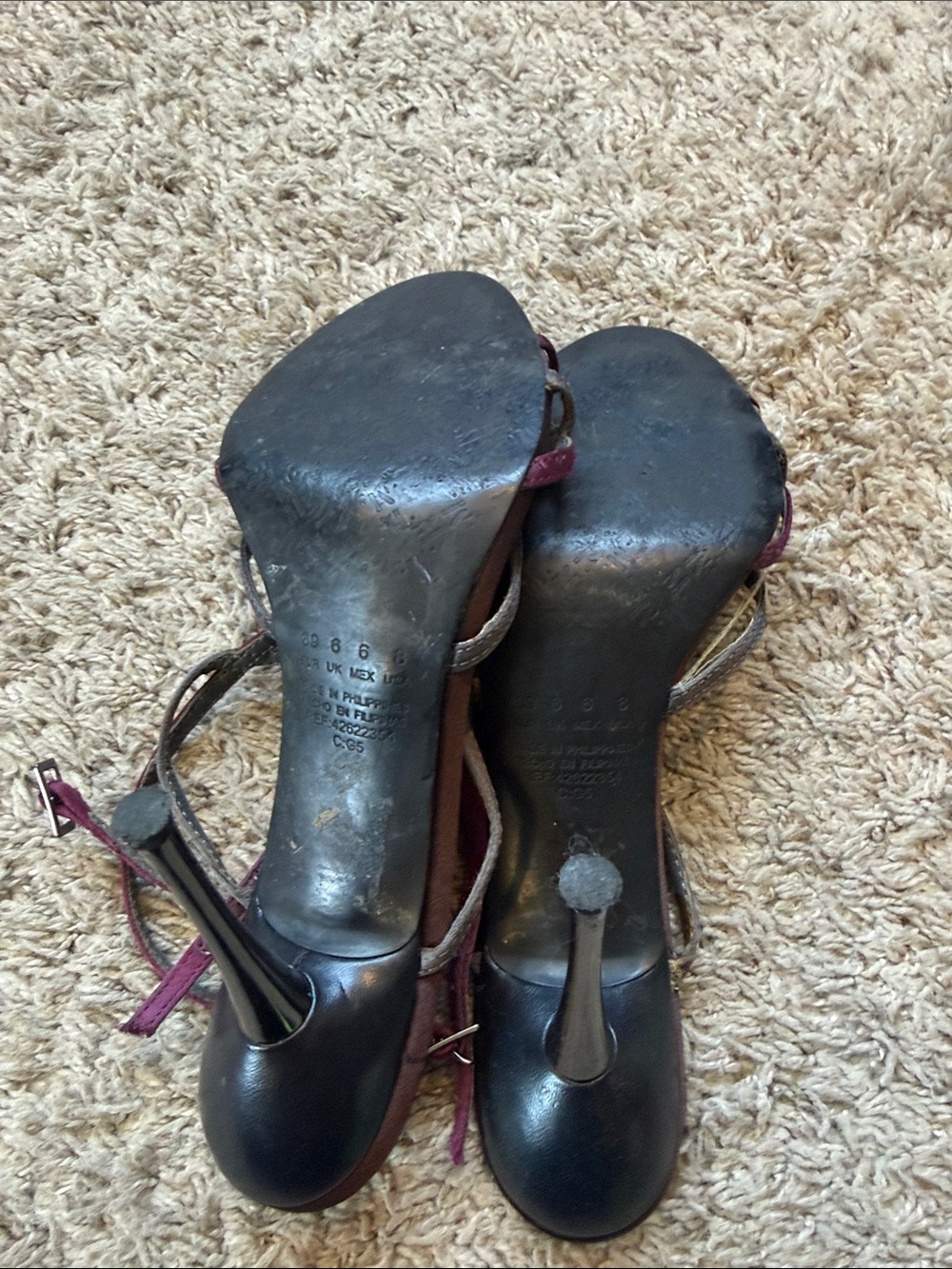 Vintage Women's Purple Strappy Heeled Sandals - Picture 4 of 4